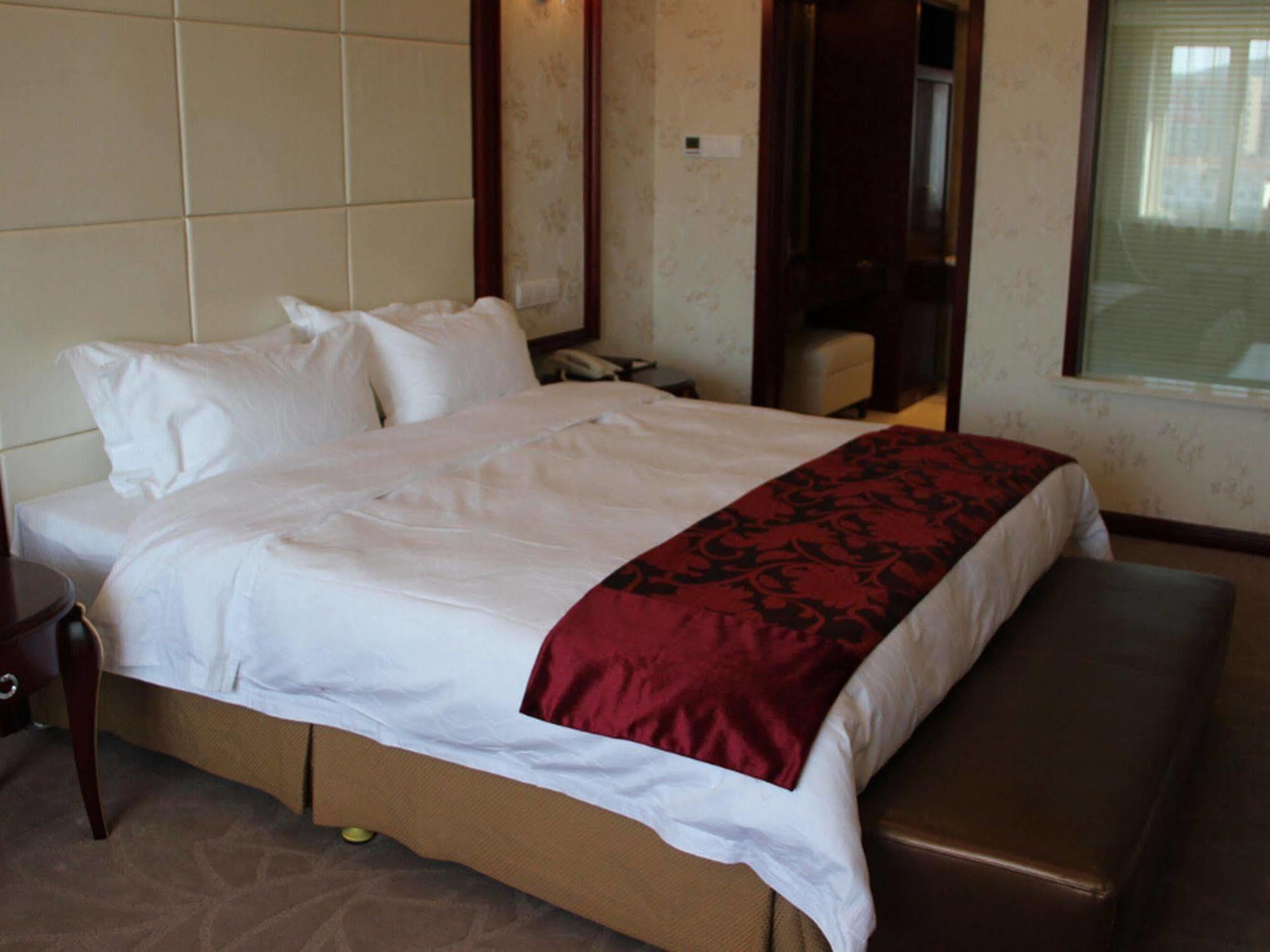 Dalian Southern Airline Pearl Hotel Экстерьер фото