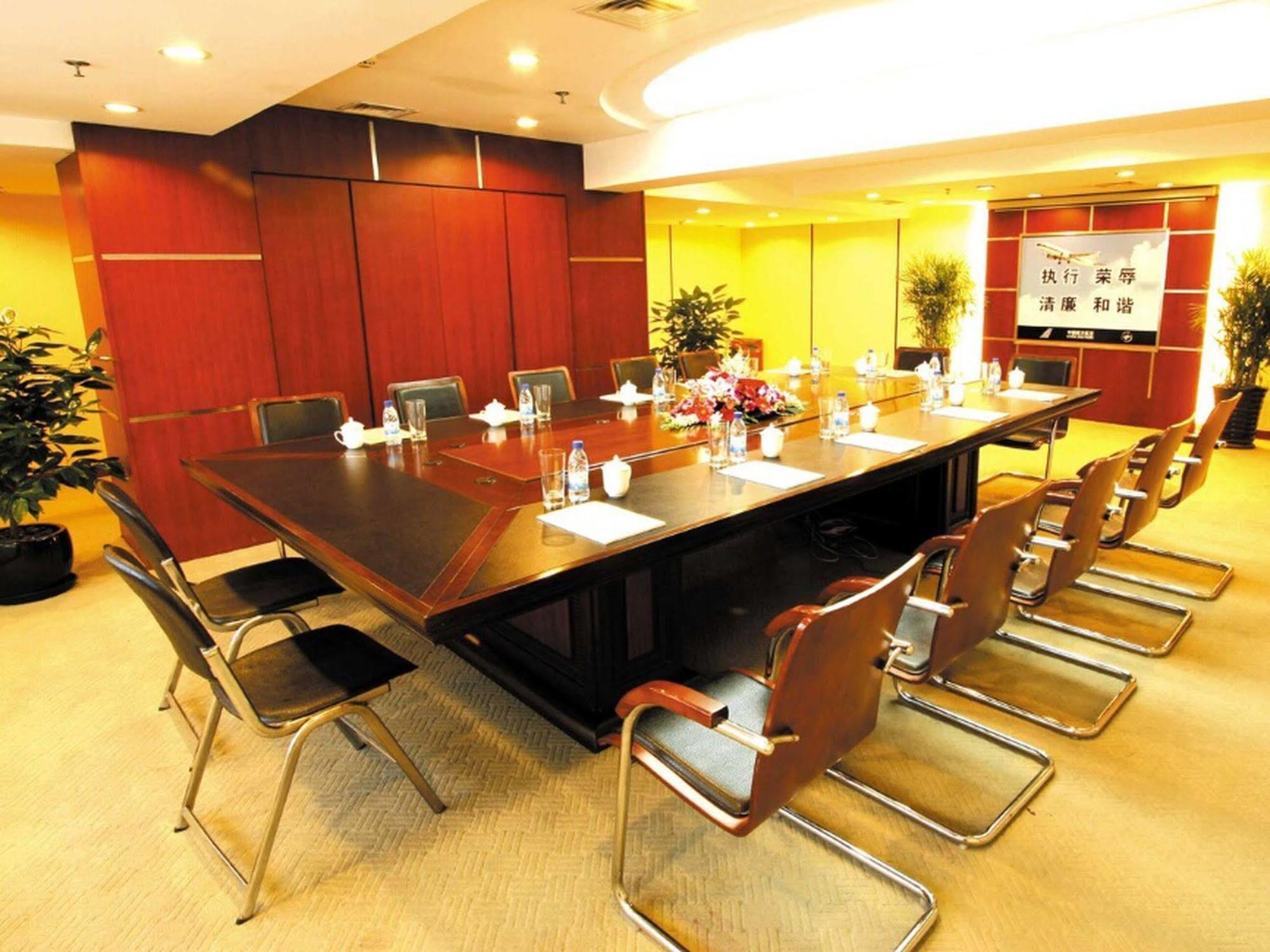 Dalian Southern Airline Pearl Hotel Экстерьер фото